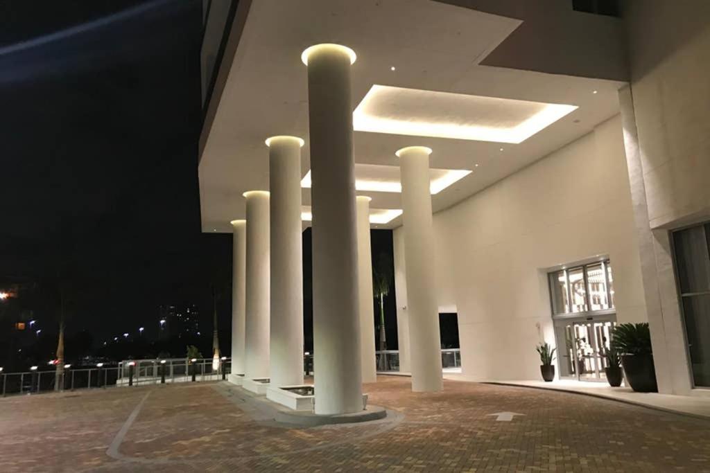 Hollywood Beach Luxury Condo-Hbh Экстерьер фото